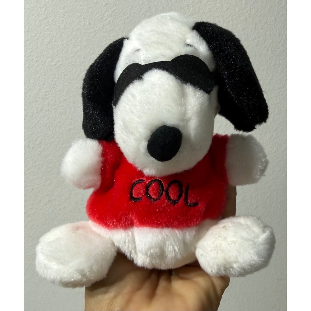 Aurora Peanuts Joe Cool Snoopy Plush 5.5" Bean Bag Bottom Red Shirt Sunglasses